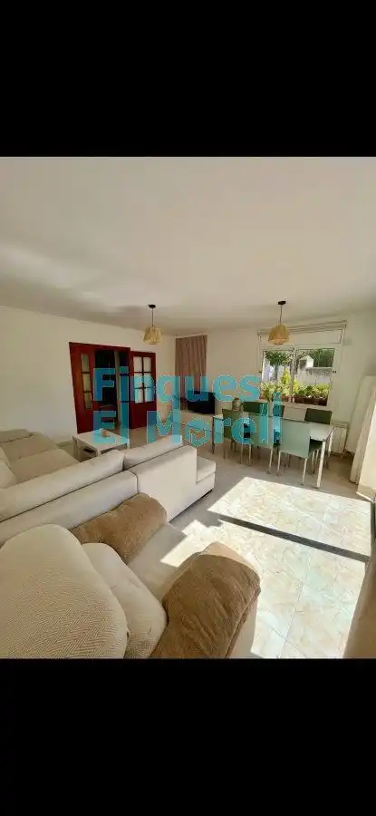 Casa de 242 m² en Vila-rodona