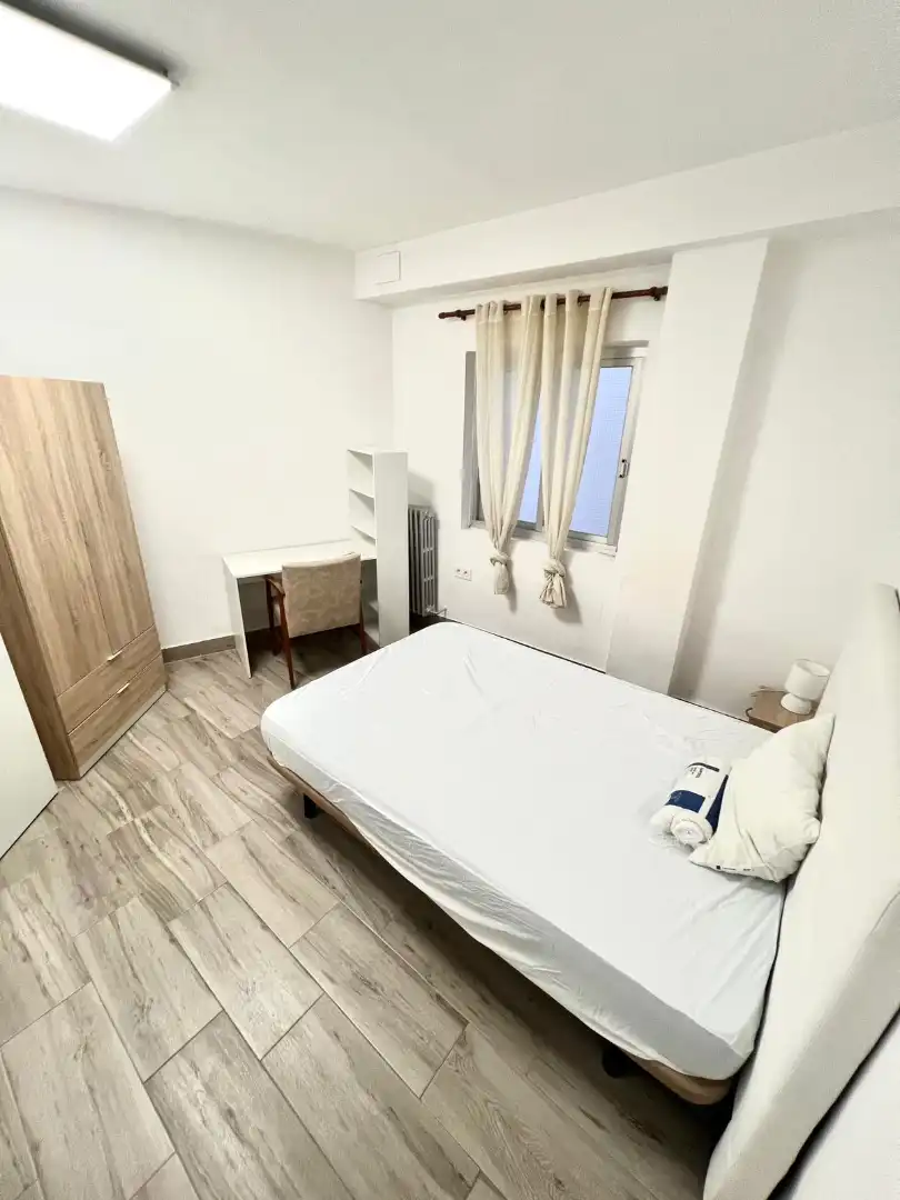 Habitación 200 m², Granada