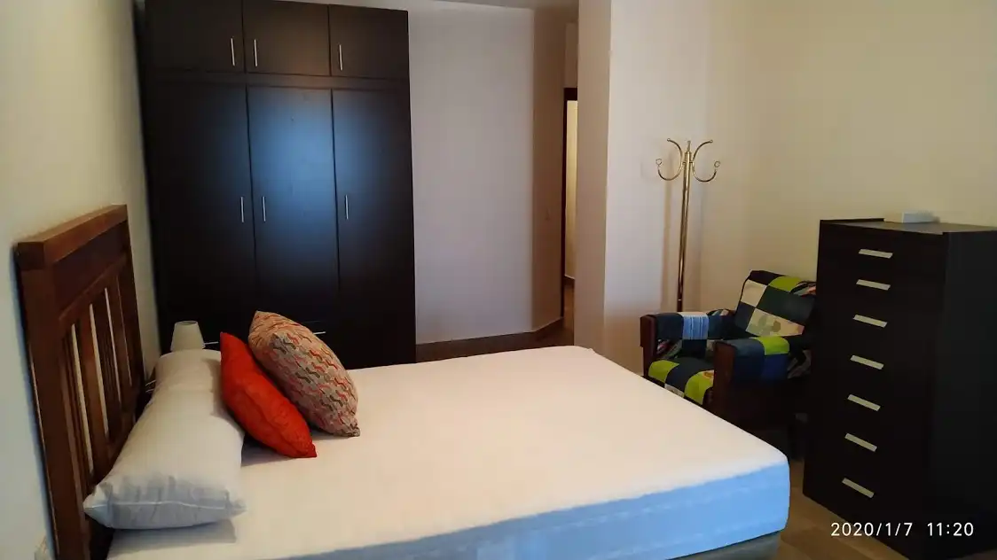 Piso de 100 m² en Linares