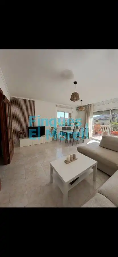 Casa de 242 m² en Vila-rodona
