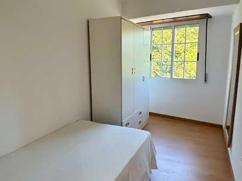 Piso de 80 m² en Santiago de Compostela