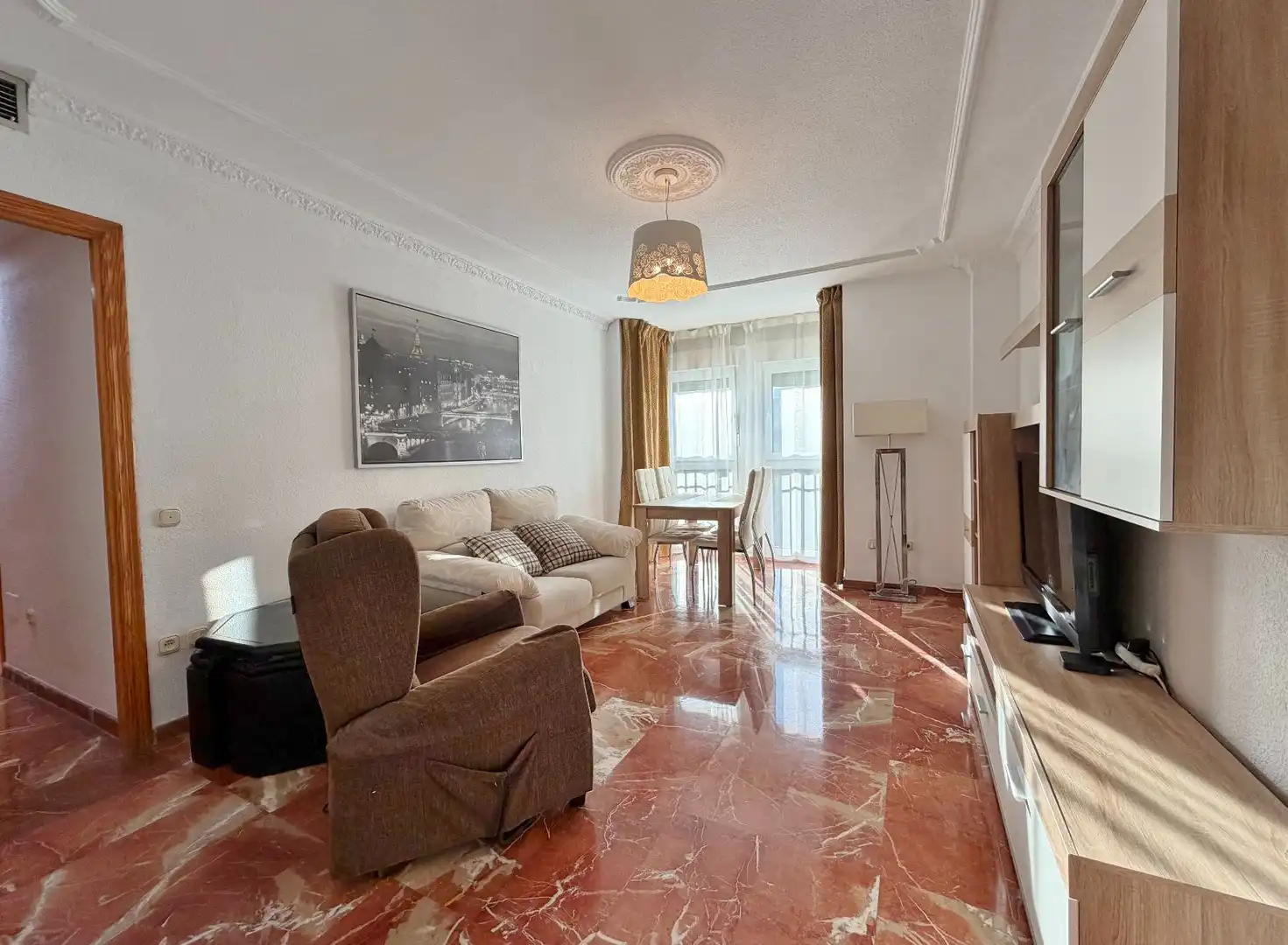 Piso de 93 m² en Almería