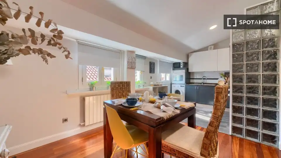 Habitación 81 m², Bilbao
