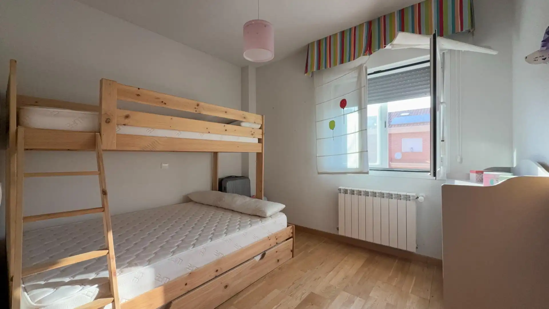 Haus 236 m² in Torija