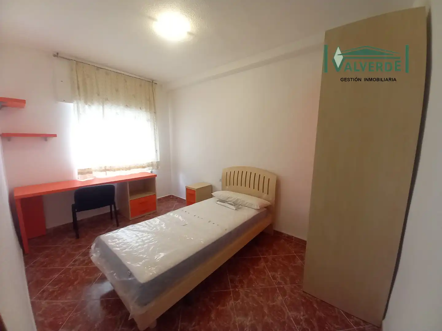 Piso de 85 m² en Granada