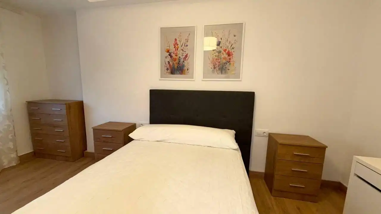 Piso de 95 m² en Ourense