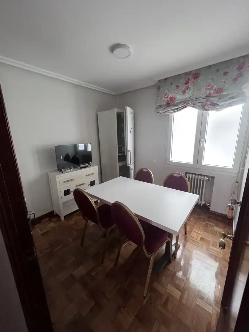 Habitación 110 m², Burgos
