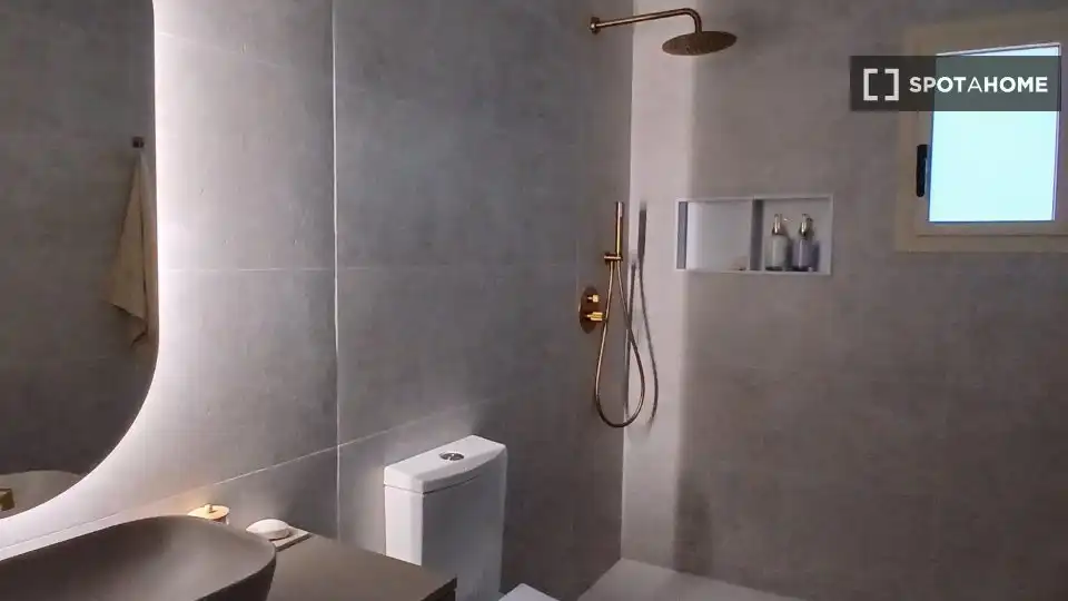 Appartamento 85 m² a Montroi / Montroy