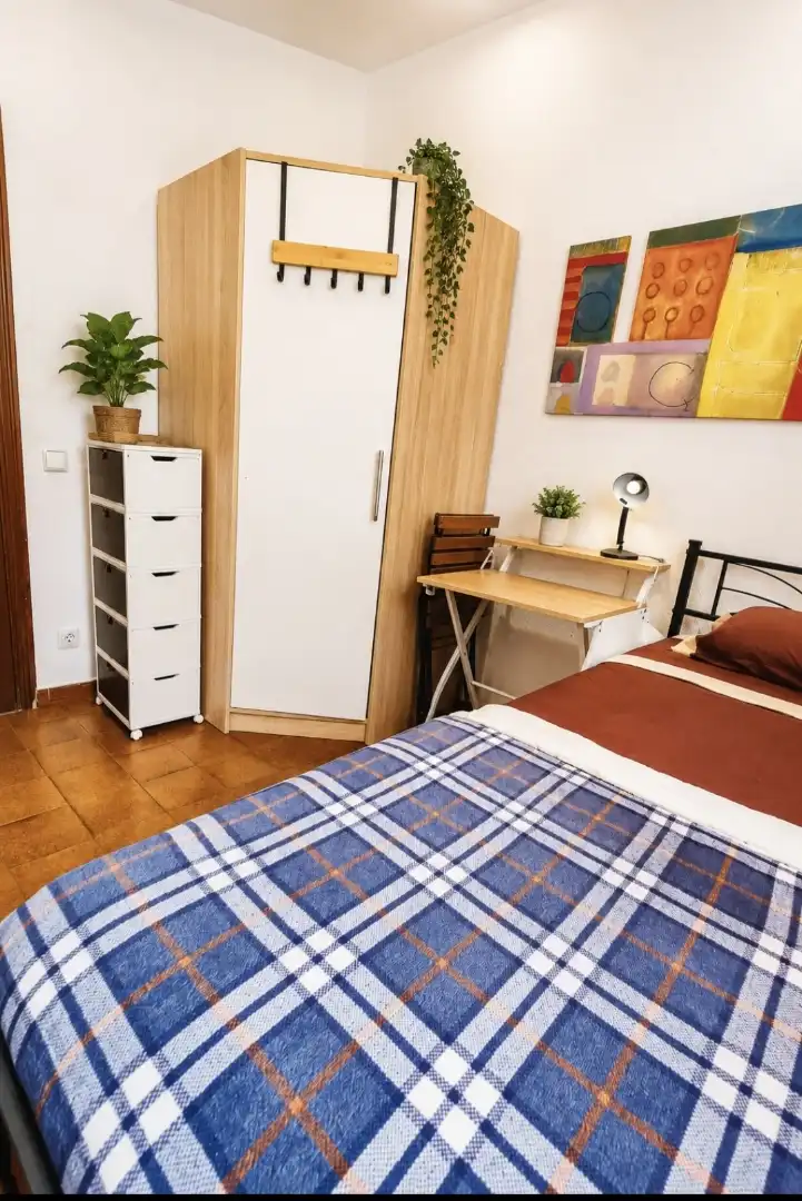 Habitación 12 m², Badalona