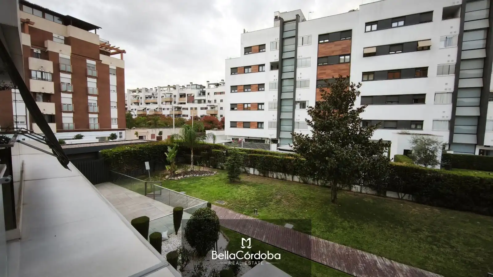 Pis de 90 m² a Còrdova