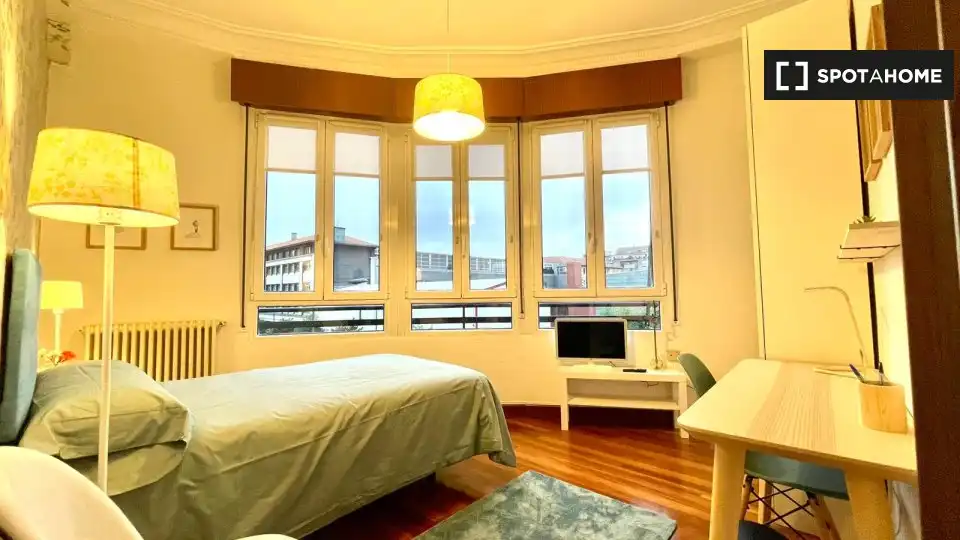Habitación 127 m², Bilbao