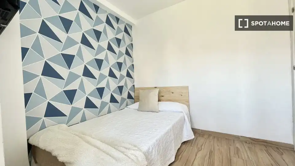 Habitación 81 m², Sevilla