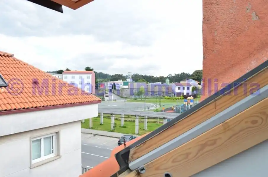 Piso de 95 m² en Boiro
