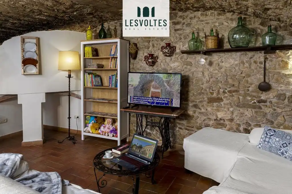 Casa de 264 m² en Forallac