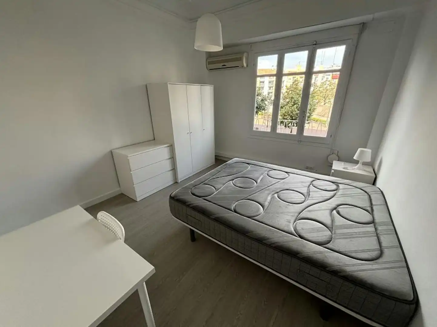 Habitació de lloguer, València