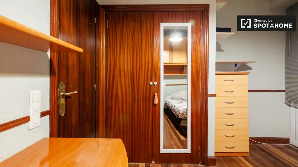 Habitación 173 m², Bilbao