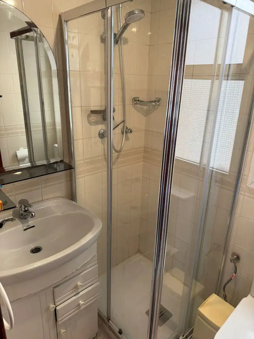 Habitación 100 m², Almería