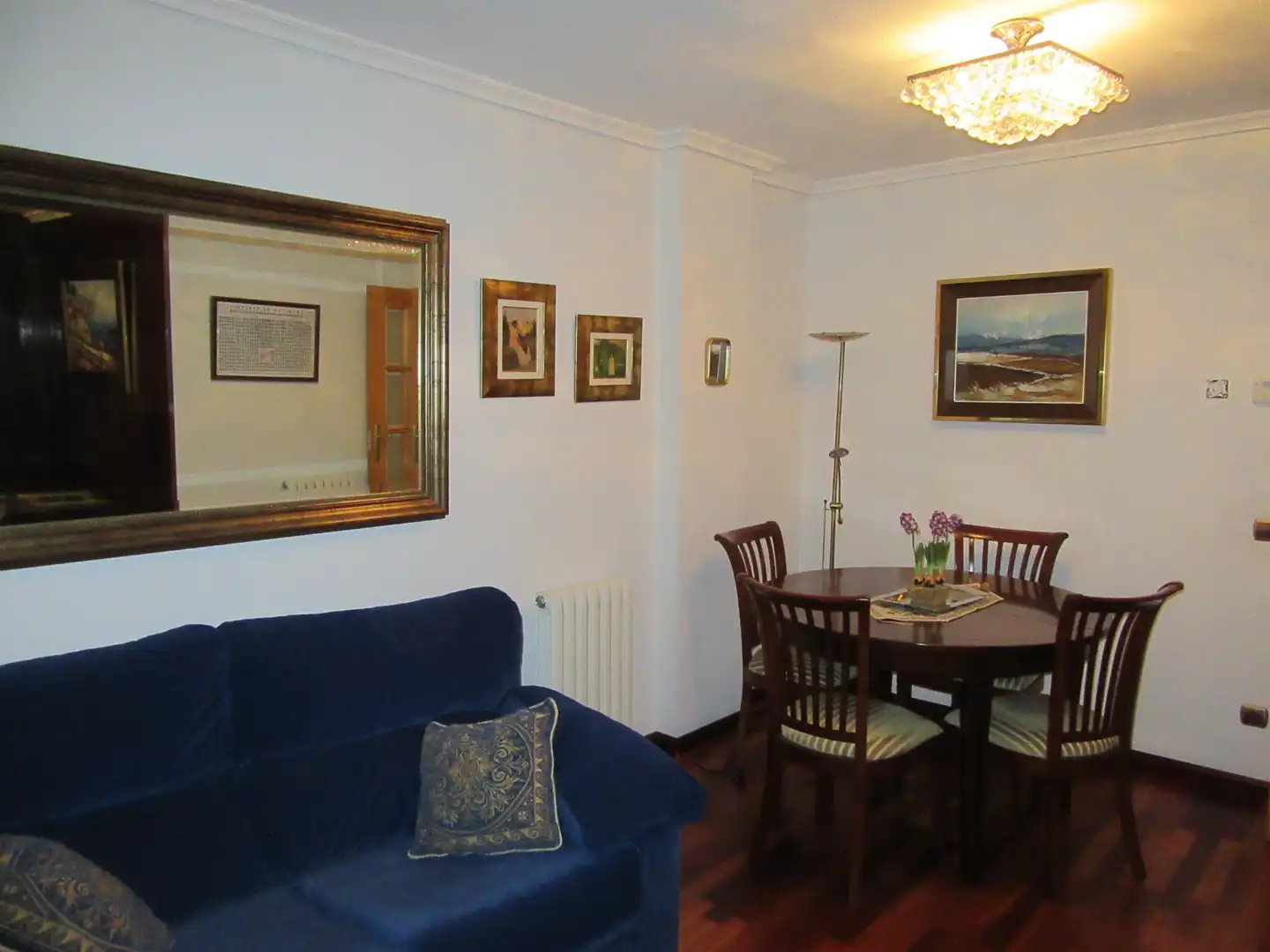 Casa de 250 m² en Zaragoza