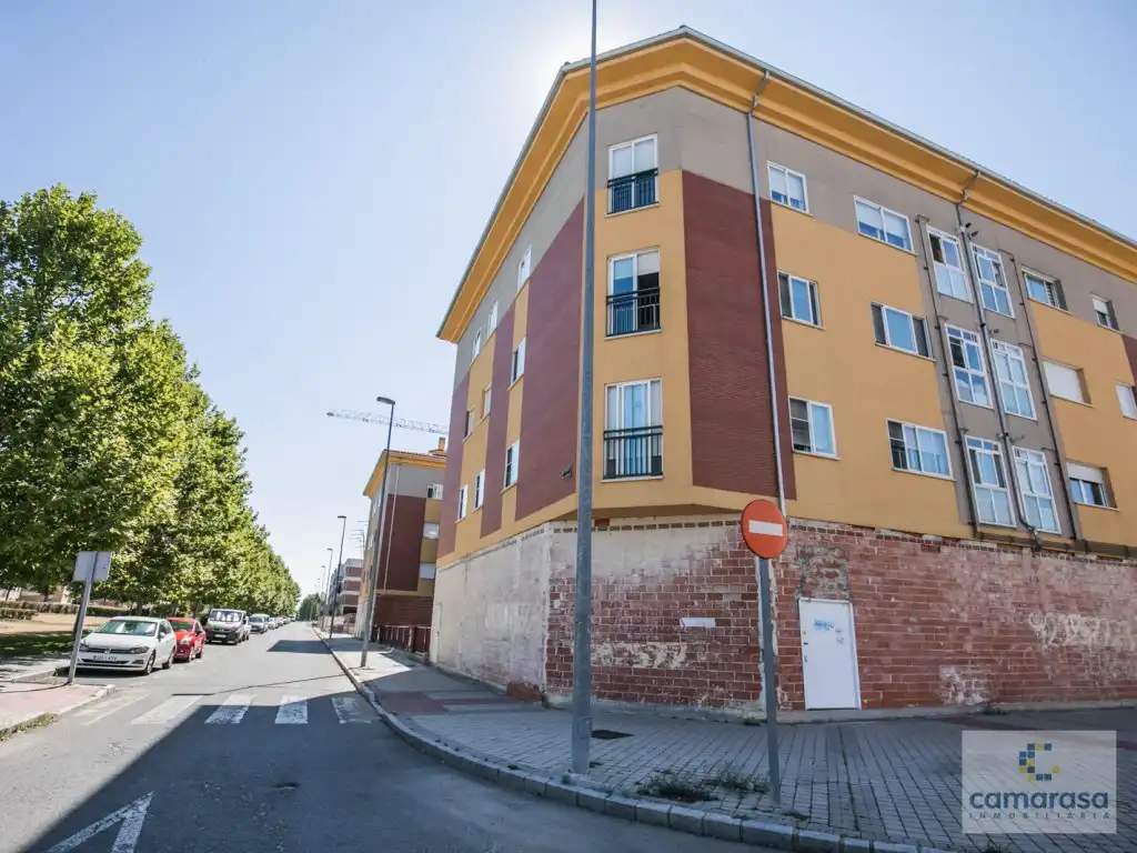 Piso de 90 m² en Ávila