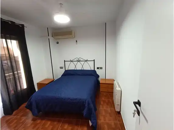 Piso de 100 m² en Linares