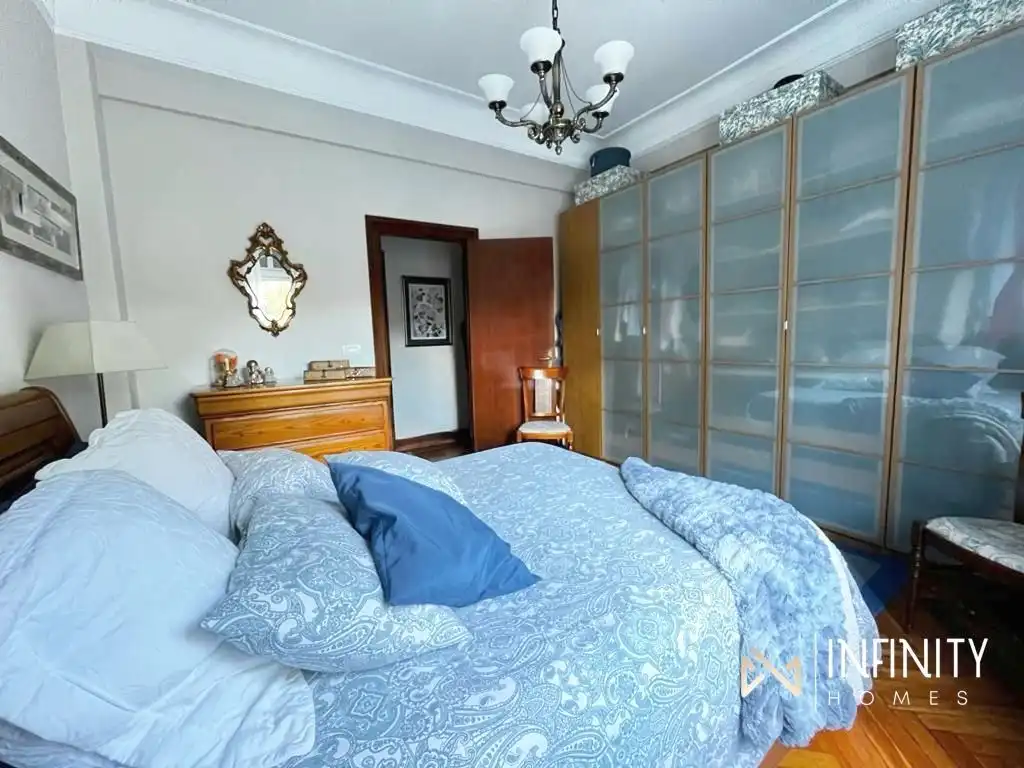 Piso de 180 m² en Bilbao