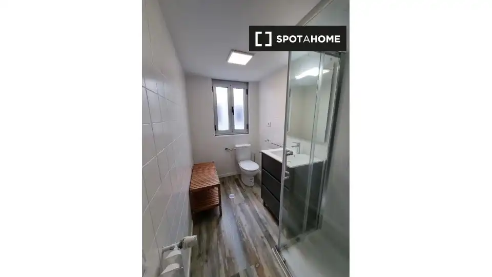 Habitación 74 m², Oviedo