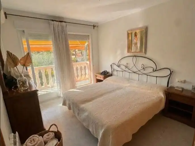 House 214 m² in Benicàssim / Benicasim