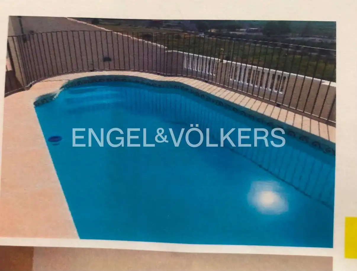 Piso de 112 m² en Chilches