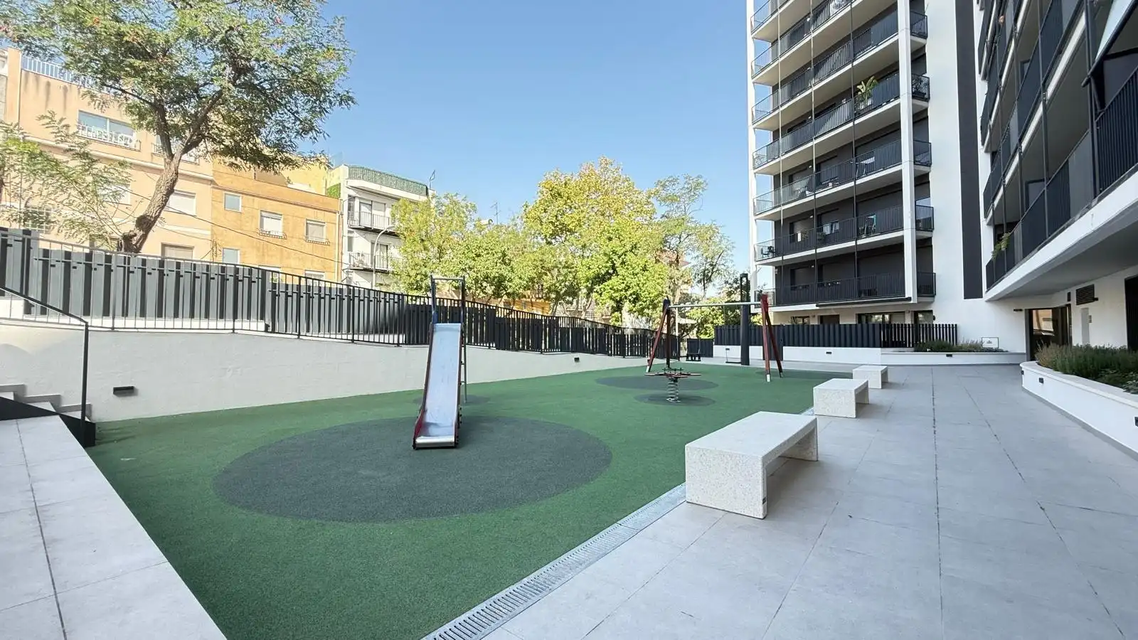 Piso de 74 m² en Badalona