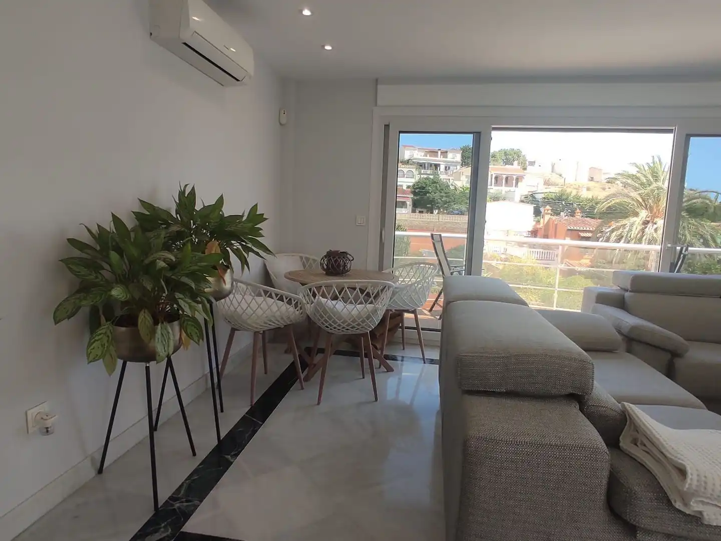 Piso de 200 m² en Almuñécar