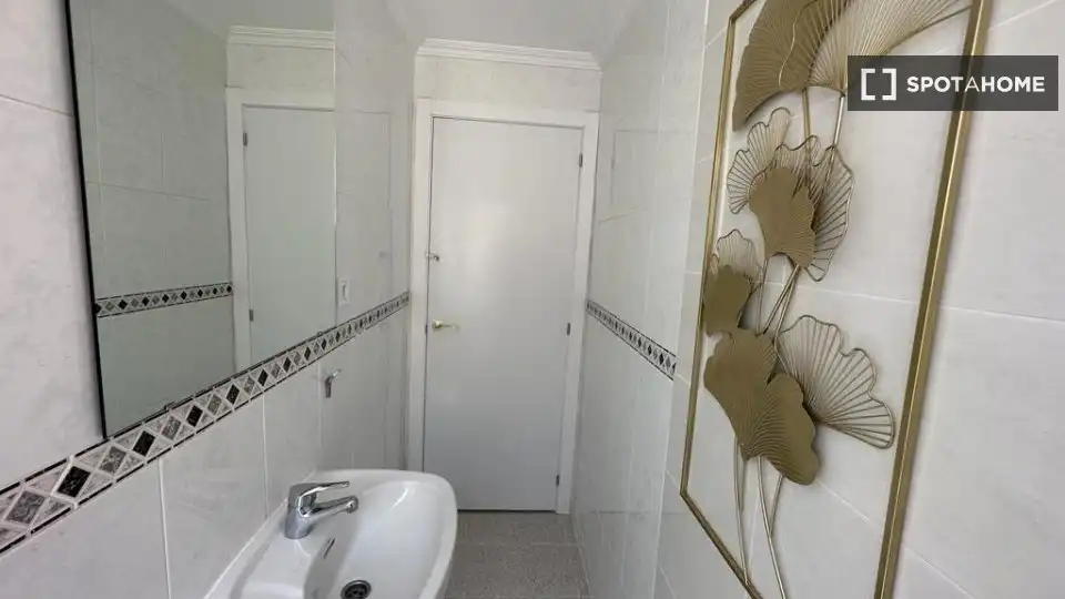 Habitación 127 m², Alicante