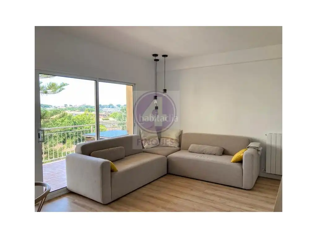 Piso de 90 m² en Sant Feliu de Guíxols