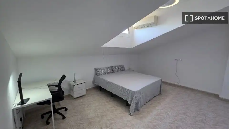 Habitación 269 m², Alicante