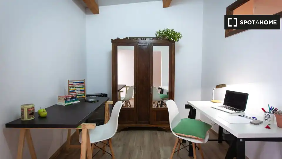 Habitación 81 m², Vigo