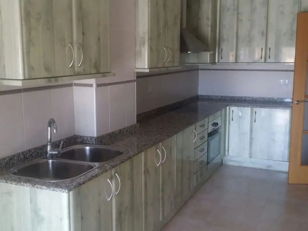 Wohnung 100 m² in Almenar