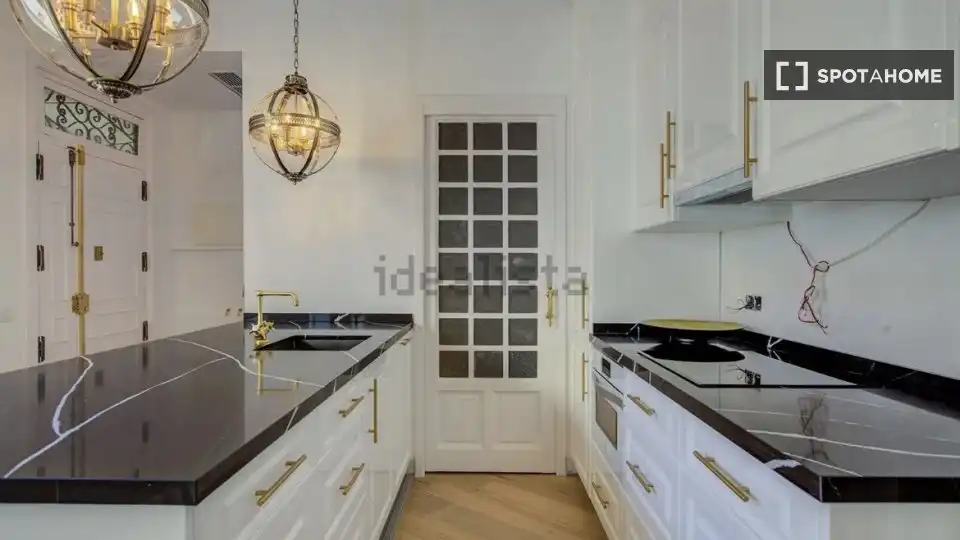 Habitación 140 m², Madrid