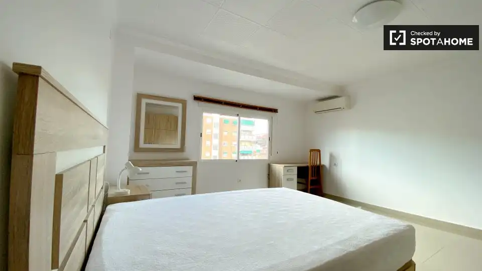 Habitación 98 m², Valencia