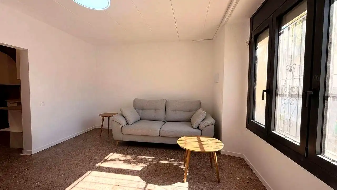 Pis de 75 m² a Palau-saverdera