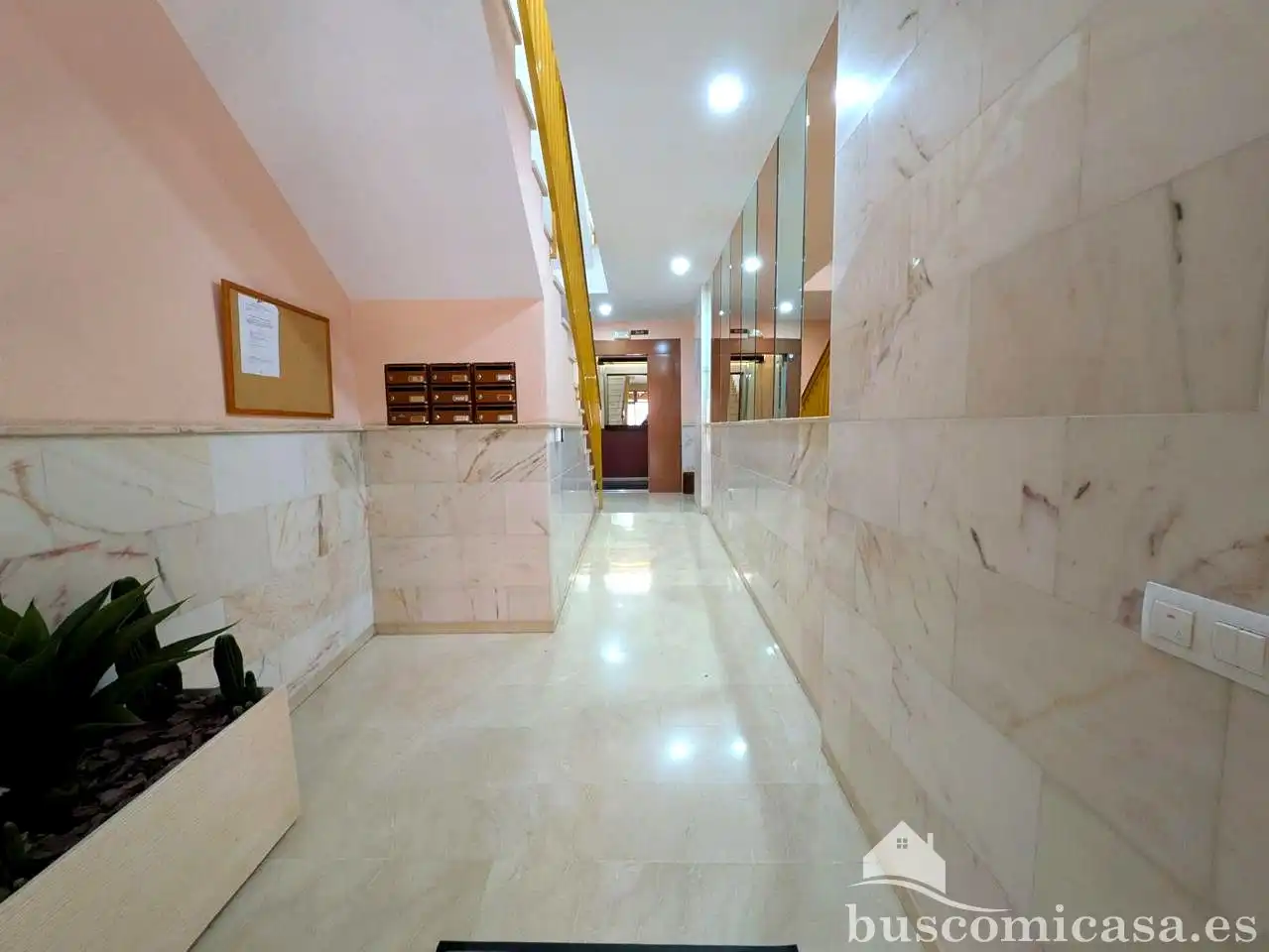 Piso de 80 m² en Linares