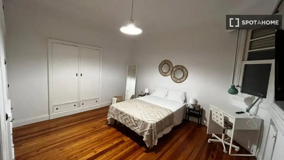 Habitación 196 m², Bilbao