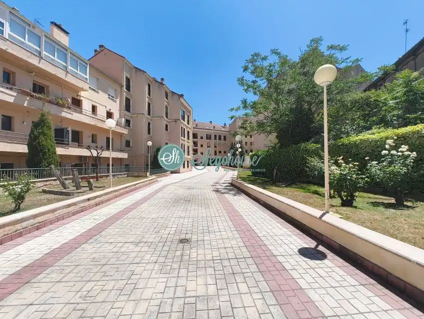 Pis de 80 m² a Segovia