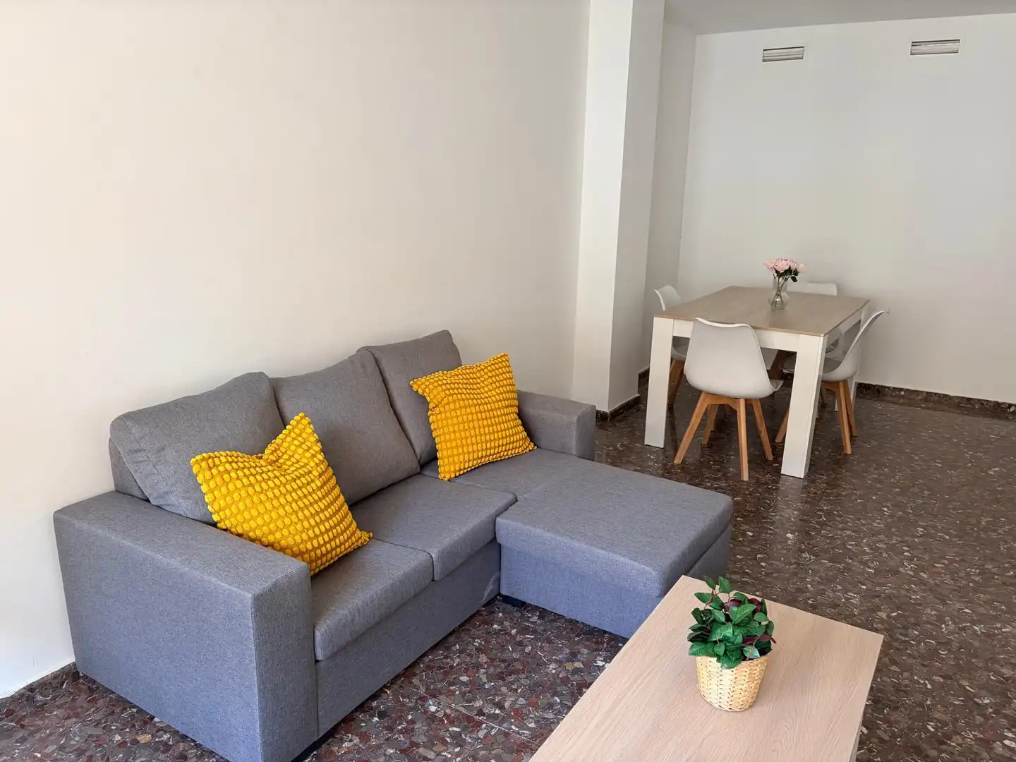 Pis de 80 m² a València