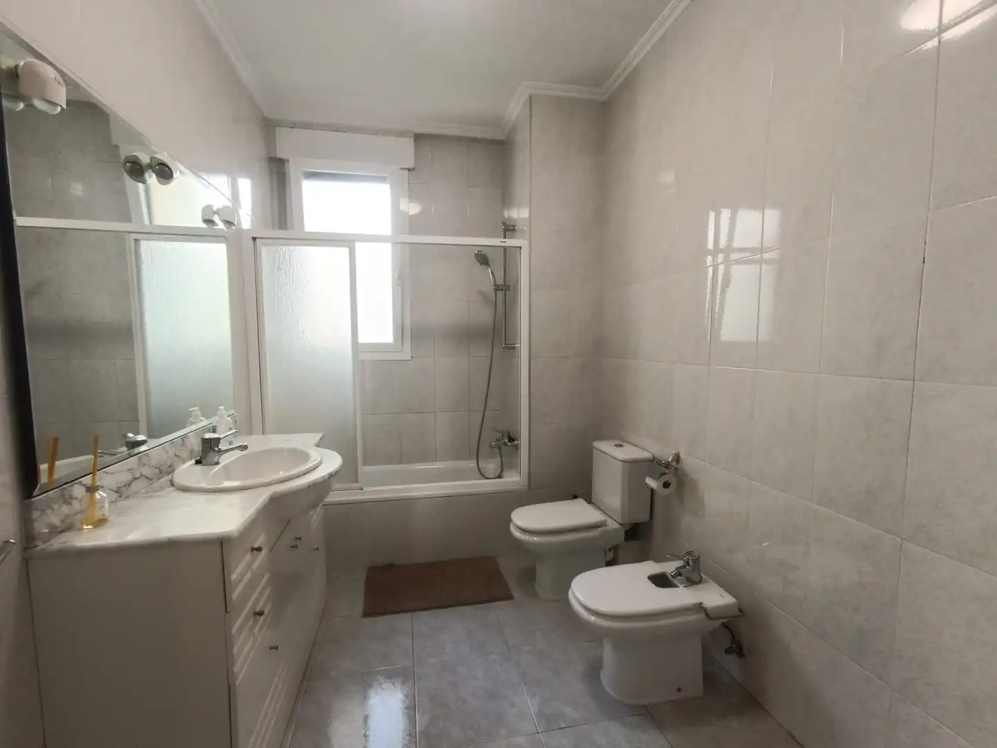 Habitación 100 m², Pamplona
