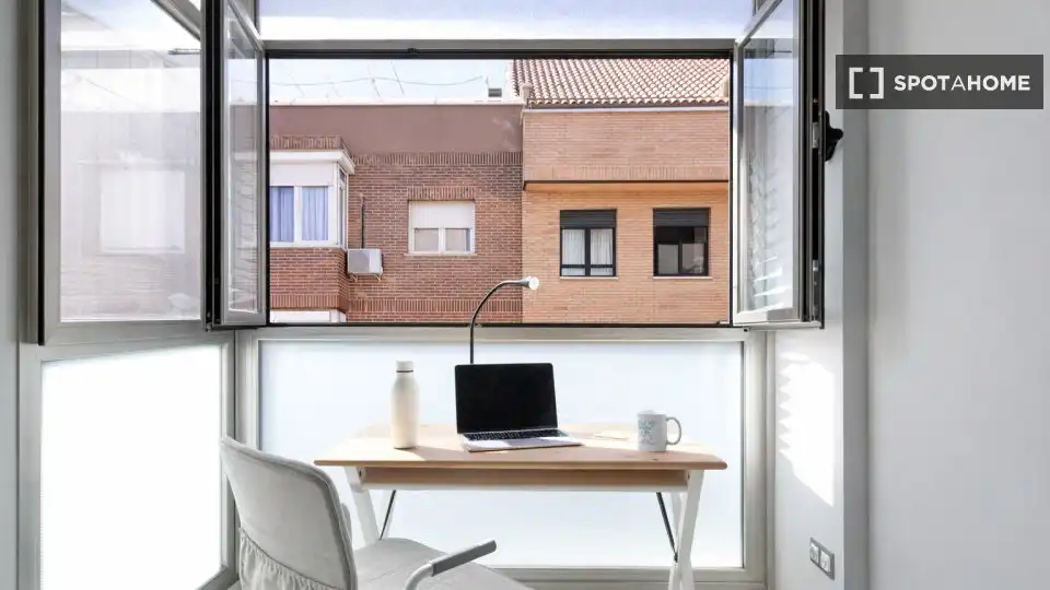 Habitació de lloguer, Madrid