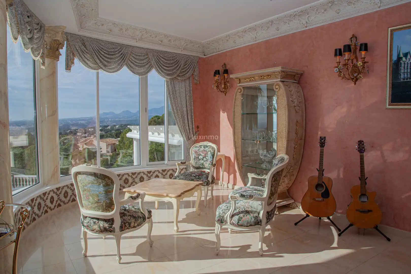 Будинок 1100 м² у Altea