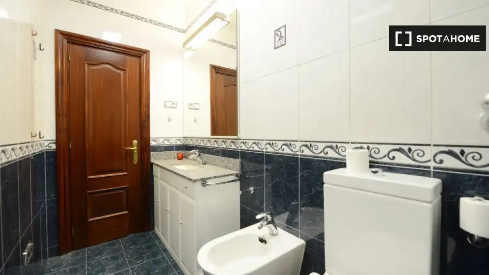 Habitación 104 m², Bilbao