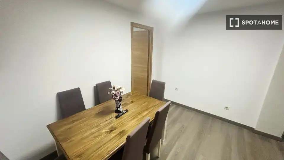 Habitación 92 m², Camargo