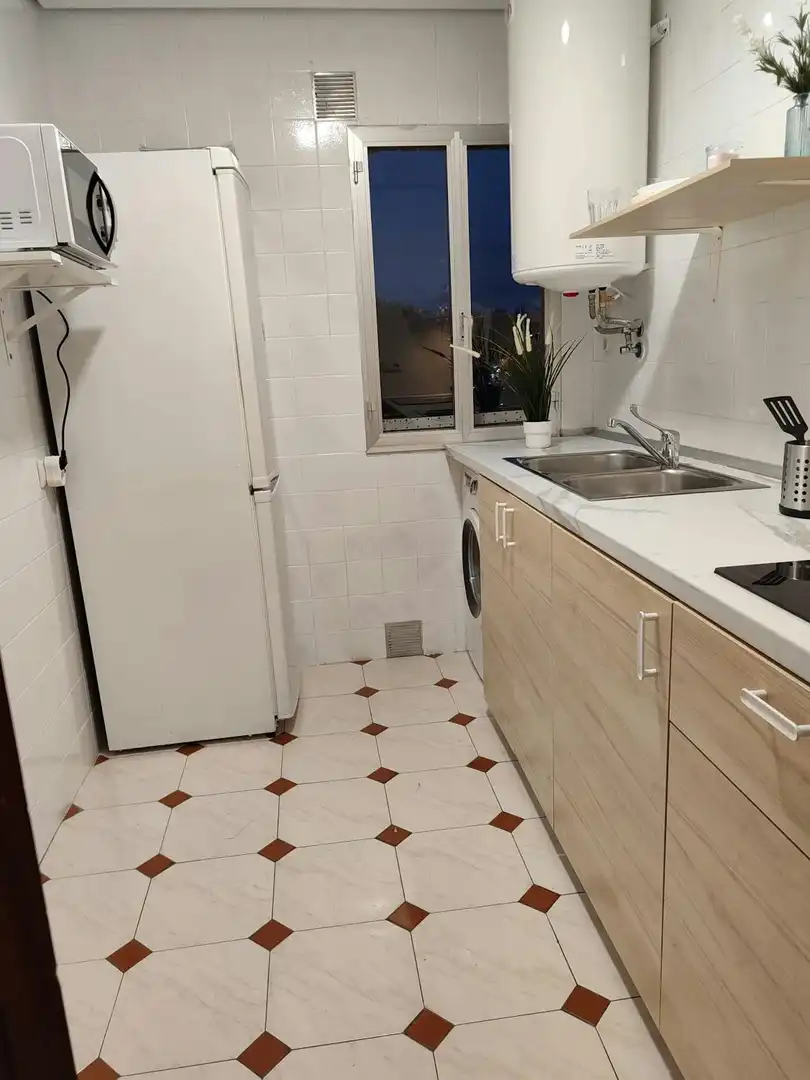 Habitación 85 m², Madrid