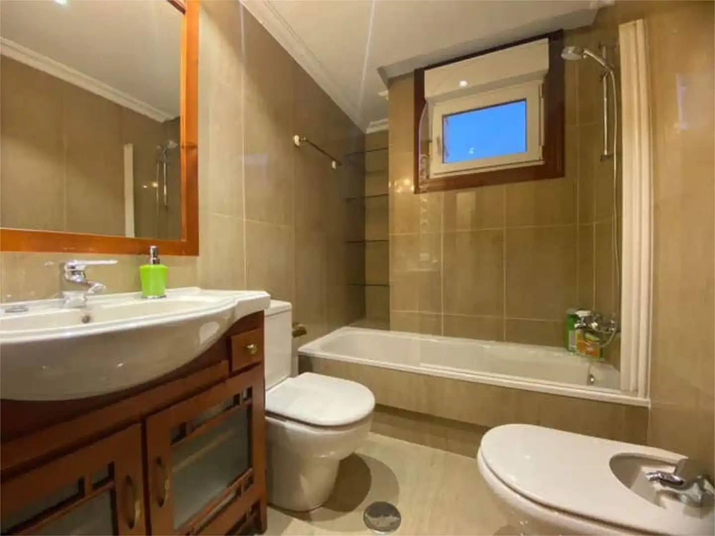 Piso de 100 m² en Vigo