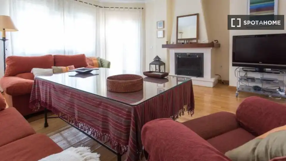 Habitación en alquiler, Almensilla